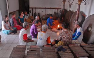 Ritual jamasan gamelan