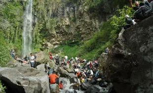 POLEMIK GROJOGAN SEWU : Ingin Jatah Grojogan Sewu, Karangnyar Bakal Bikin Perda