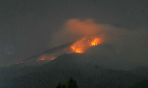 KEBAKARAN KARANGANYAR : Pos 4 hingga 5 Gunung Lawu Kobong, Pendakian Ditutup