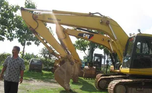 Backhoe