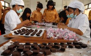 Produksi cokelat valentine