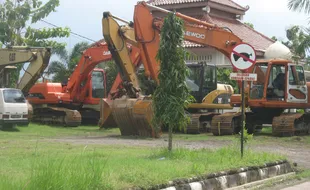 Polres Klaten sita empat backhoe tanpa izin 