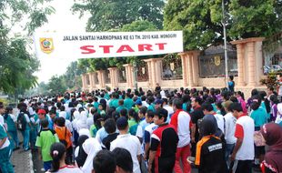 Kampanye koperasi dengan jalan sehat