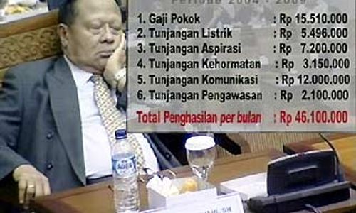          Gaji anggota DPR juga bakal naik   