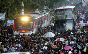 LAUNCHING RAILBUS & DOUBLEDECKER