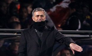 Madrid tertinggal, Mourinho kritik jadwal