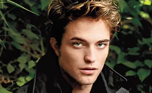 Robert Pattinson khawatir 'Breaking Dawn' terlalu vulgar