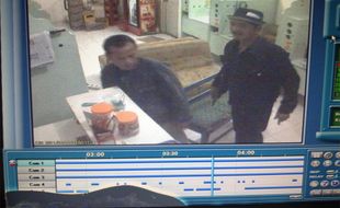 Warnet dibobol, aksi pelaku terekam CCTV