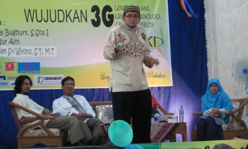 Cegah dampak buruk internet, letakkan komputer di ruang keluarga