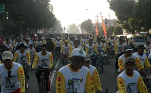 8.000 Peserta sepeda santai bersama Bupati