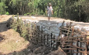 Makin banyak tanggul sungai di Klaten jebol