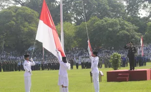 Tujuh PNS tolak hormat bendera