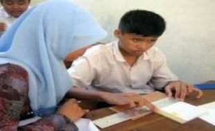 Mahasiswa UNY ciptakan alat ukur braille