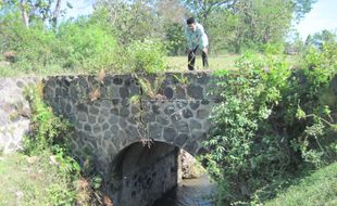 Jembatan Banyurejo rusak parah