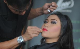 MAKE-UP SBC