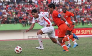 Persija tundukan Pelita