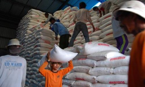 PUPUK BERSUBSIDI : Stok Diklaim Cukup, PT Pusri Siapkan 190.000 Ton Urea untuk 9 Provinsi