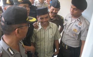 Sukoharjo Hari Ini: 20 Oktober 2010, Jagal Yulianto Jalani Rekonstruksi