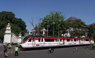 PERESMIAN RAILBUS 