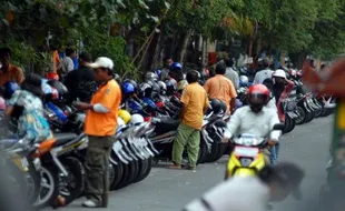 Dishub Karanganyar bakal Tindak Jukir Nakal yang Pasang Tarif Ugal-ugalan