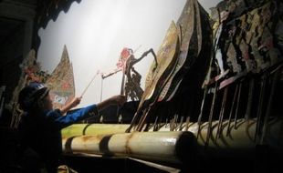 DALANG MUDA : Pentas Wayang Unik Ala Ki Purwacarita