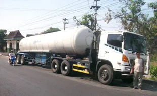 Trailer mogok, dirampok