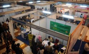 40 Perusahaan ikut job fair 2011