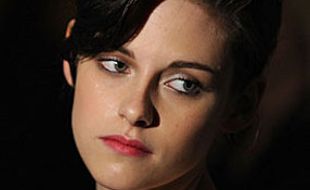 'Twilight' buat naluri keibuan Kristen Stewart muncul