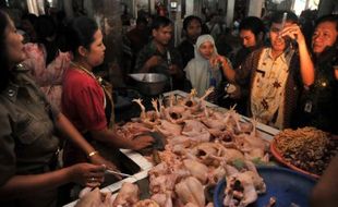 MAKANAN BERBAHAYA : Pasar Salatiga Diklaim Bebas Daging Gelonggongan