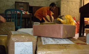 Pengiriman paket via pos di Sragen meningkat 30%