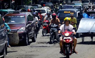 28 Ruas jalan belum bisa diperbaiki