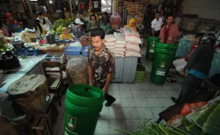 BANTUAN TONG SAMPAH