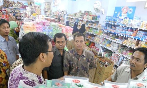 Komisi B sidak pertokoan dan pasar 