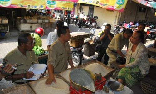 Harga kebutuhan pokok di Klaten melambung tinggi