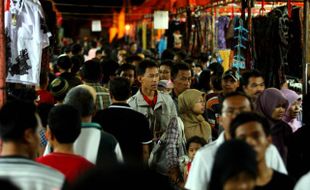 NIGHT MARKET NGARSOPURO