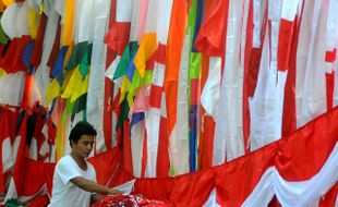 PENJUAL BENDERA