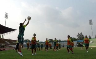 TIMNAS GARUDA BERLATIH