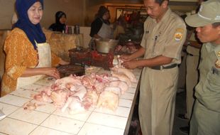 Daging glonggongan beredar di Godong dan Gubug