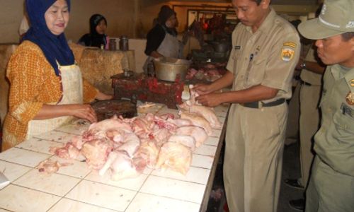 Daging glonggongan beredar di Godong dan Gubug