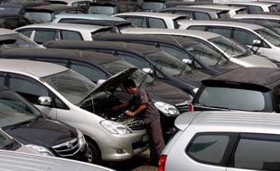 LIBURAN SEKOLAH : Rental Mobil Solo Banjir Order Hingga Januari