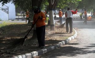 KERJA BAKTI