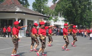 LOMBA SENAM