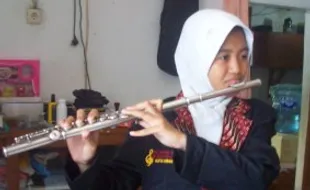 Astrid Syifa Fajriati, tiupkan eksistensi musik keroncong