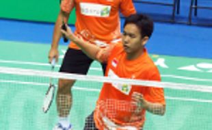  Menangi duel, Simon dan Markis/Hendra melaju