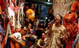  SOLO CITY JAZZ di PASAR KLEWER