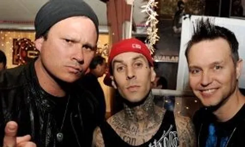 Blink 182 rilis album baru