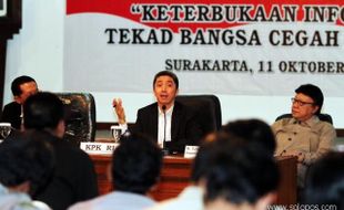 SEMINAR KETERBUKAAN INFORMASI