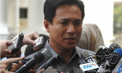  Pemanggilan calon menteri dilanjut besok