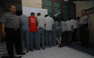 Membolos dan pesta Miras, 10 pelajar diringkus polisi