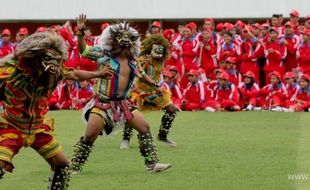 PEMBUKAAN PORPROV XI-2011